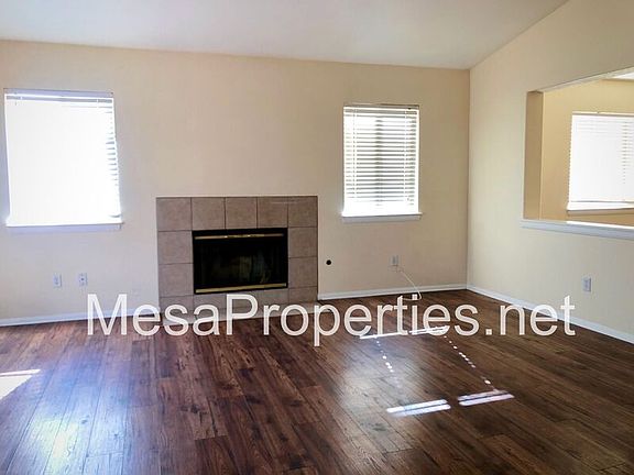 2nd image of 17651 Fisher St