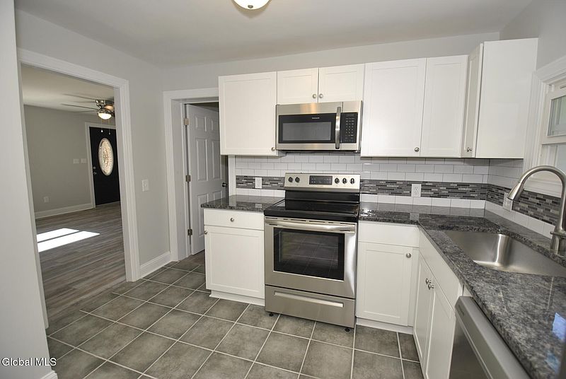 5th image of 49 Osborne Road