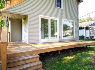 8860 Van Gordon Ave, White Lake, MI 48386