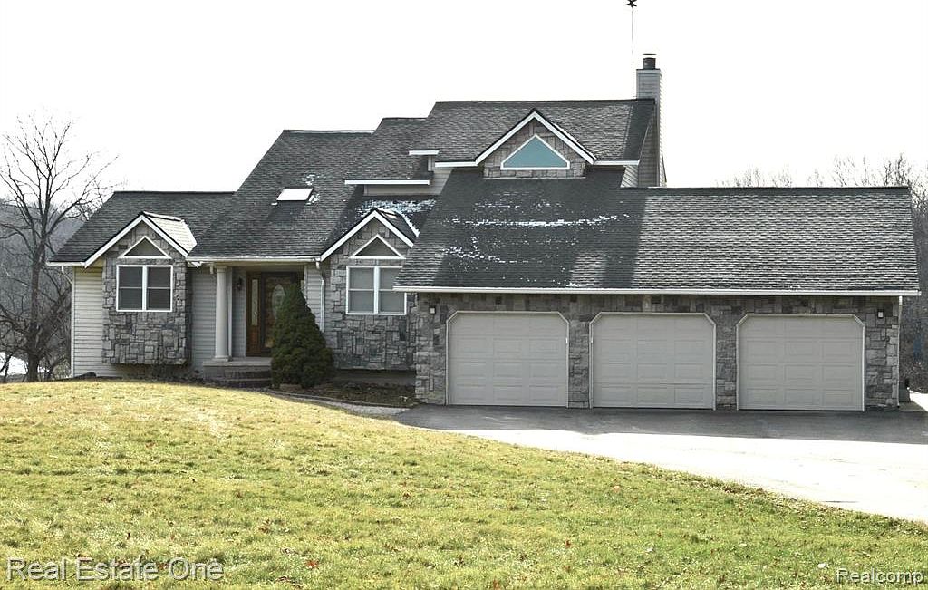 13520 Buno Rd, Milford, MI 48380 Zillow