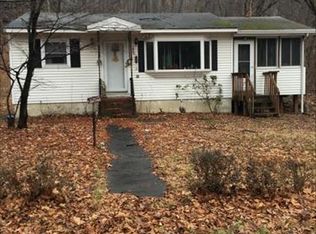 95 W Shore Dr, Vernon, NJ 07462