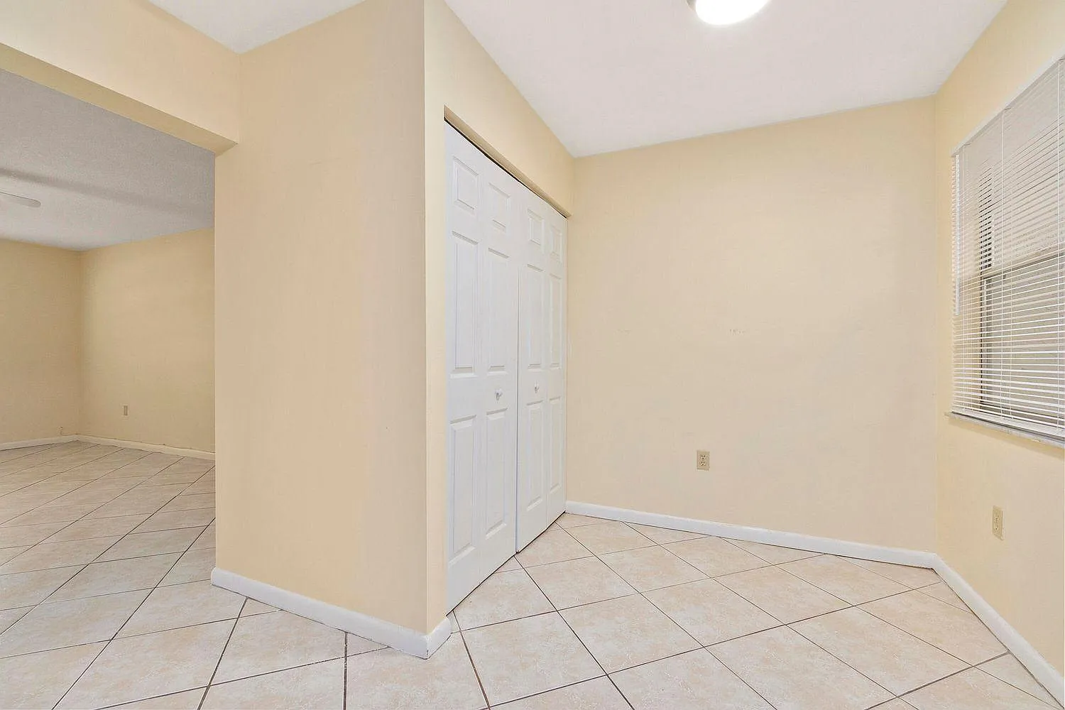 2 bed, 2.5 bath, 1120 sqft, $1,695 — Photo 4