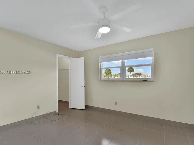 2480 Windsor Rd — Photo 39