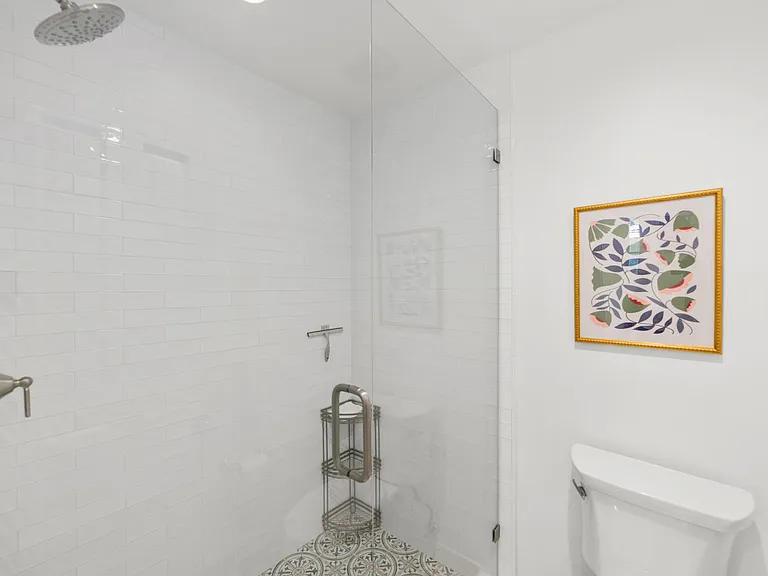 750 Coronado Ave — Photo 39