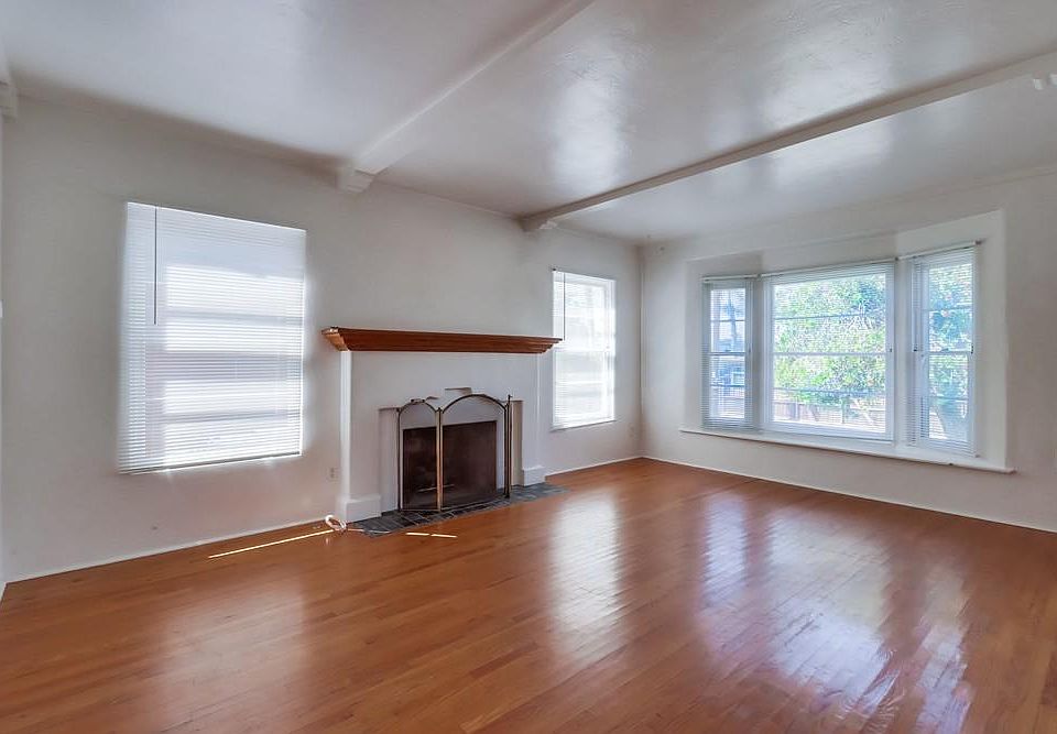 1st image of 2007 Ebers St