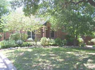 2 Westcourt Ln, San Antonio, TX 78257