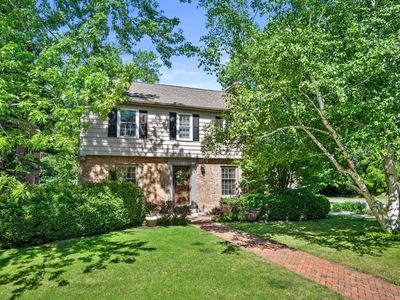 6175 N Kent AVENUE, Whitefish Bay, WI, 53217