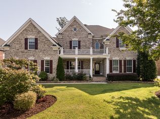 1433 Carpenter Town Ln, Cary, NC 27519