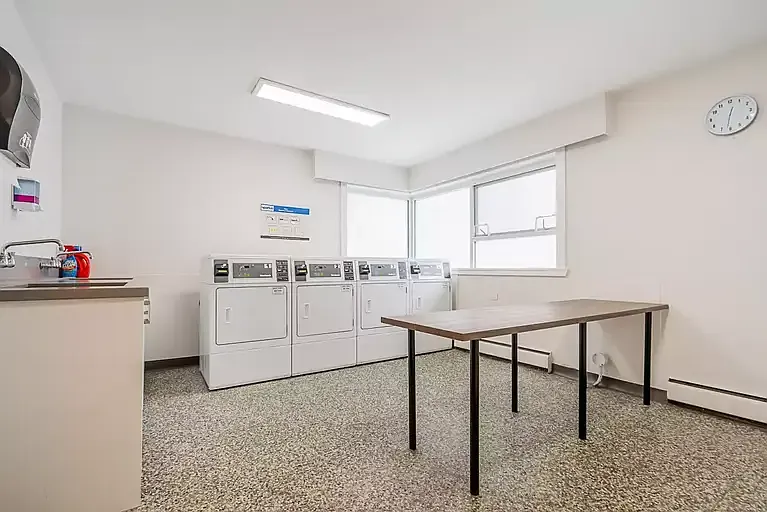 1825 Haro St #1005 — Photo 4