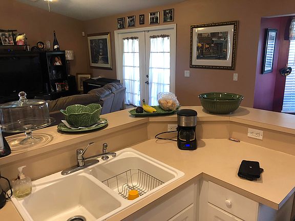 Home For Sale In Port Saint Lucie