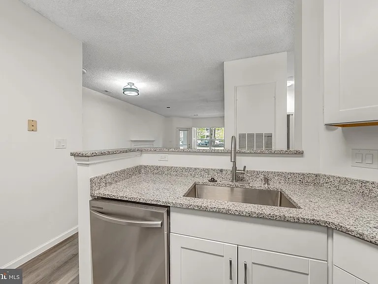 4417 Fair Stone Dr #103 — Photo 4