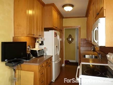 1st image of 8610 34th Ave APT 610