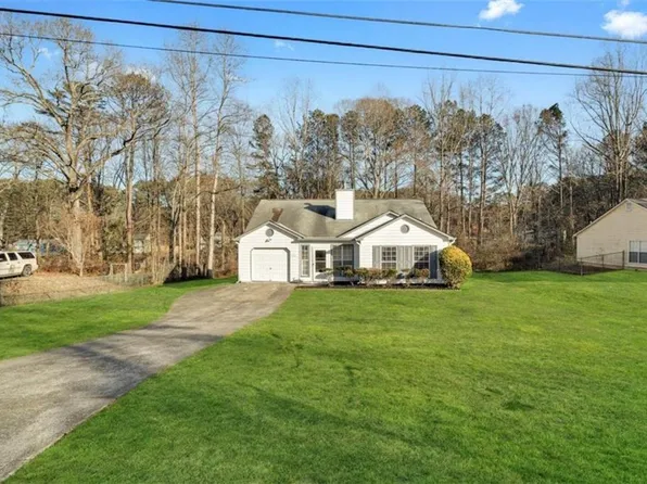 7372 Skylane Dr, Riverdale, GA 30296