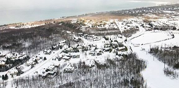 5th image of 102 Hemlock Ct