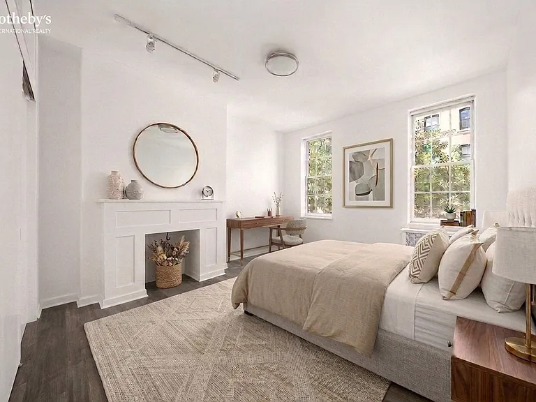 426 W 22nd St #2 — Photo 11