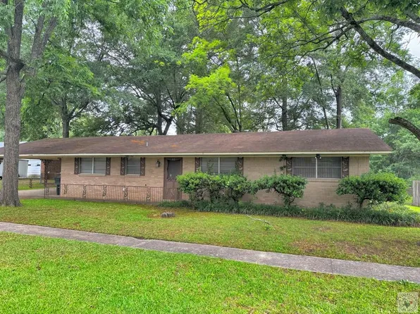 60 Sunset Pl, Texarkana, TX 75501