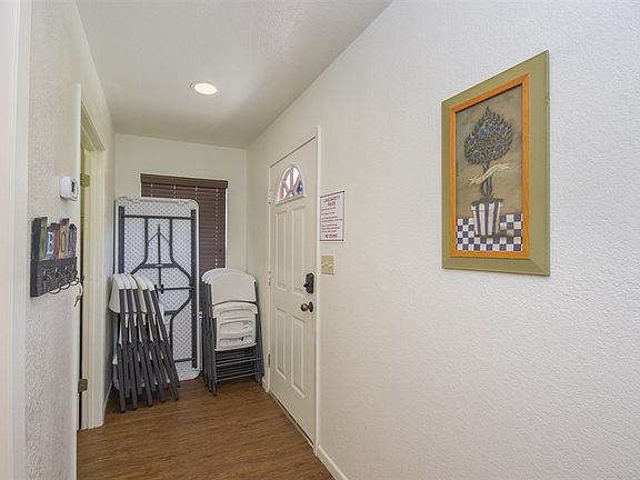 3rd image of 900 Long Mountain Dr