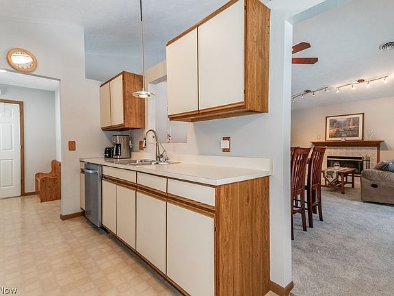5th image of 340 Parkway Blvd