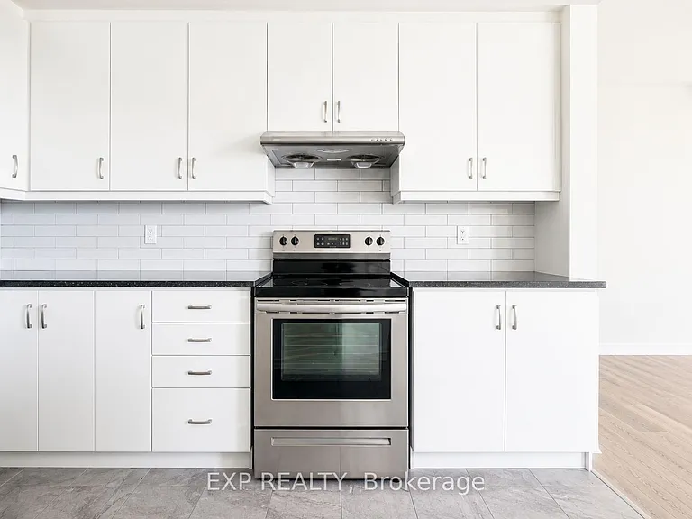374 Arthur Bonner Ave — Photo 5