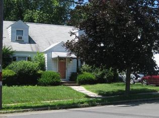 639 Centre St, Nutley, NJ 07110