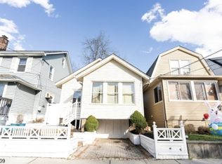 78 Beech St, Belleville, NJ 07109