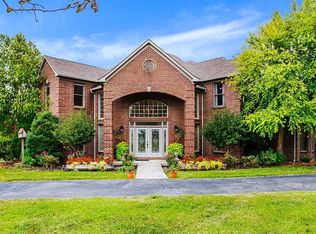 1000 Royal Crest Dr, Richmond, KY 40475