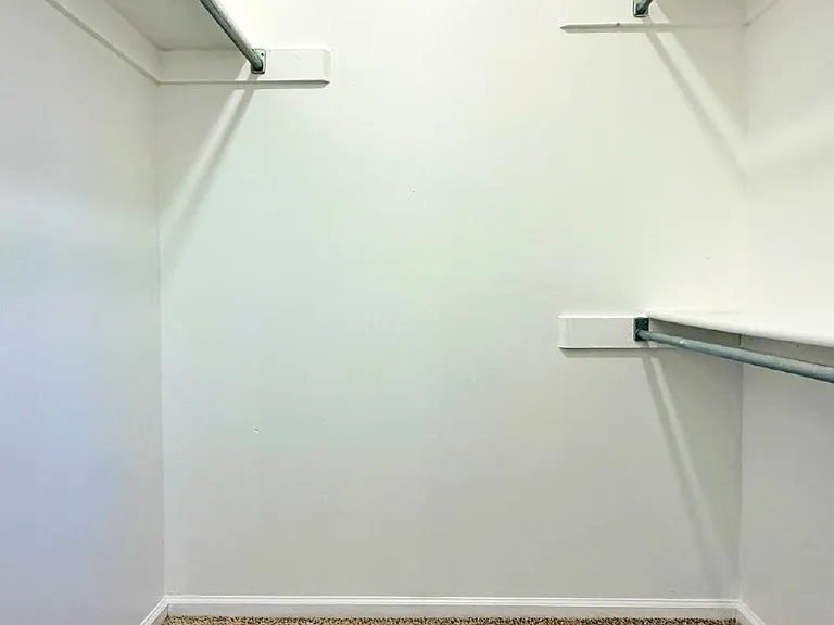 17125 E Pacific Pl — Photo 22
