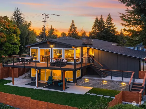 8156 7th Avenue SW, Seattle, WA 98106