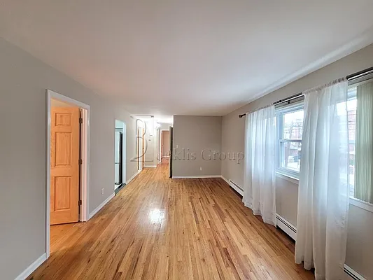 Rented by Bouklis Group | media 2