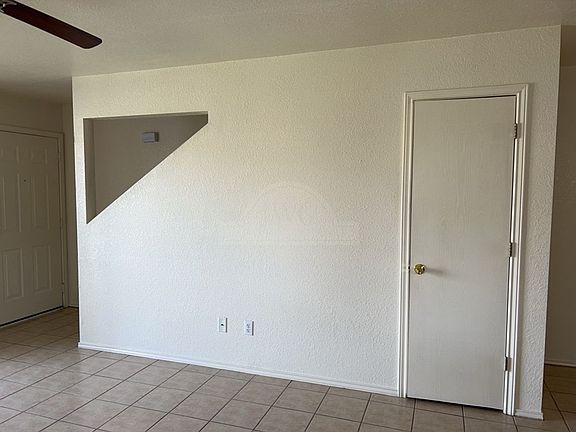 5th image of 4500 Deek Dr APT D