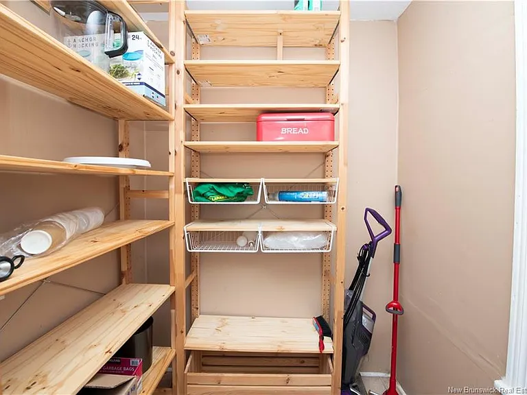 15 Allison Ave — Photo 17