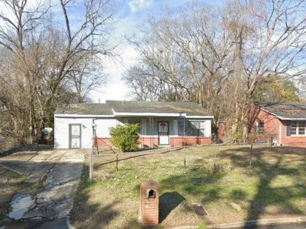 620 Cloverhill Dr, Montgomery, AL 36105