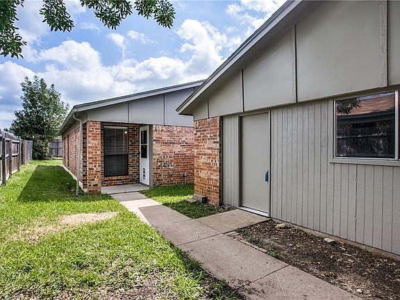 3rd image of 10256 Maverick Dr