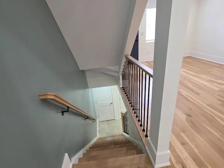 1453 Morris Ave #LEFT — Photo 14