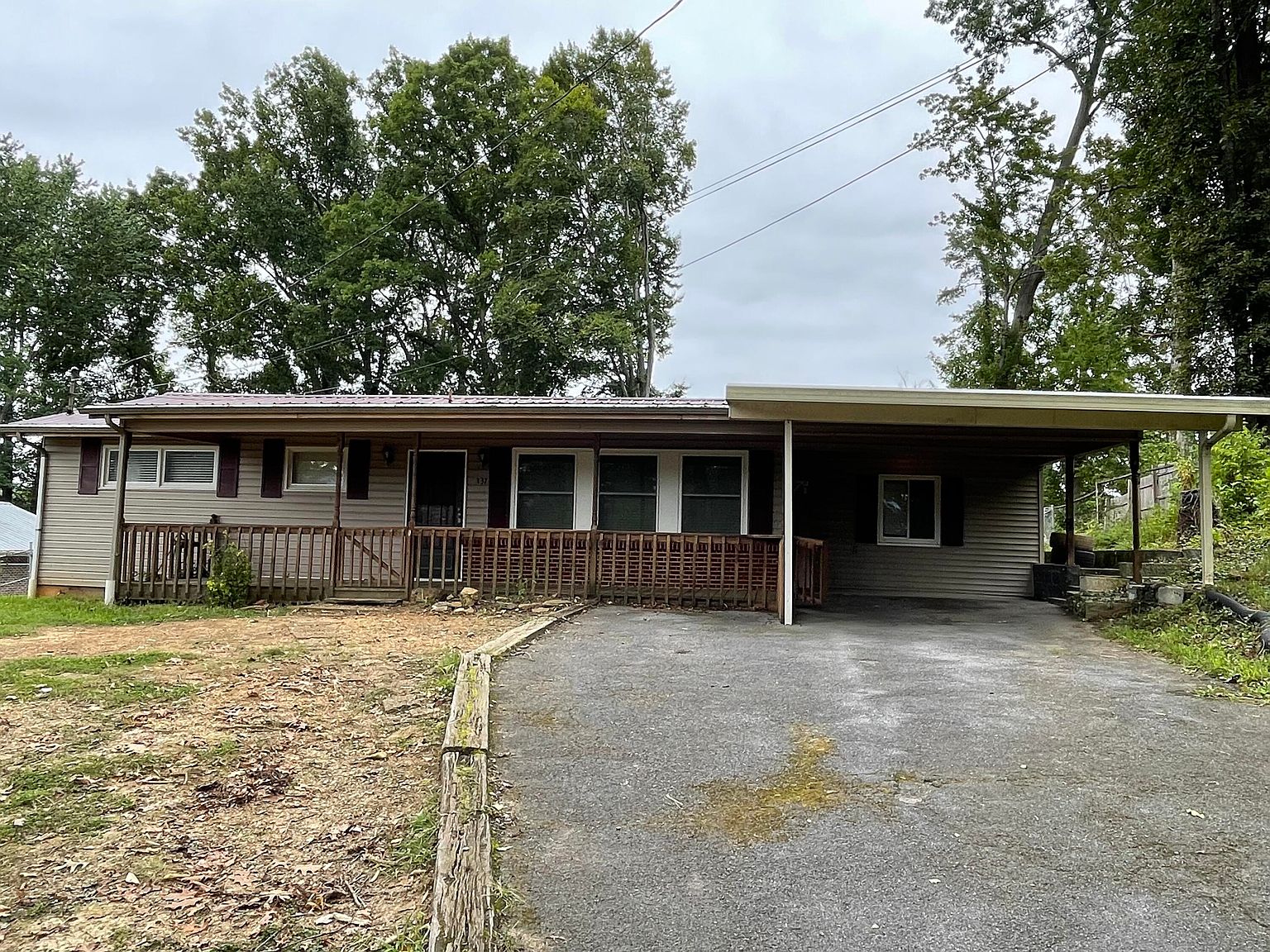 337 Pine St, Mount Carmel, TN 37645 Zillow