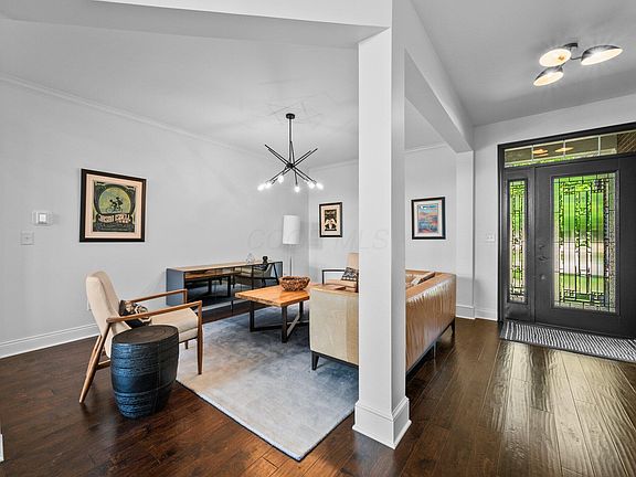 4th image of 5781 Glendavon Loop