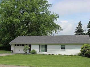 1530 Spring Run Road Ext, Coraopolis, PA 15108