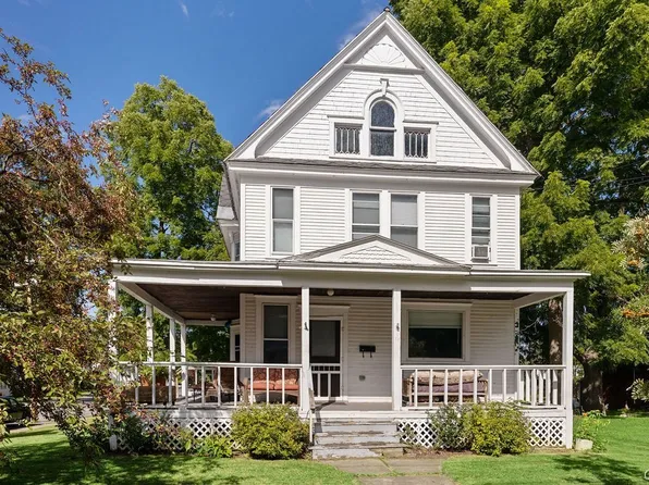 301 N Main St, Minoa, NY 13116