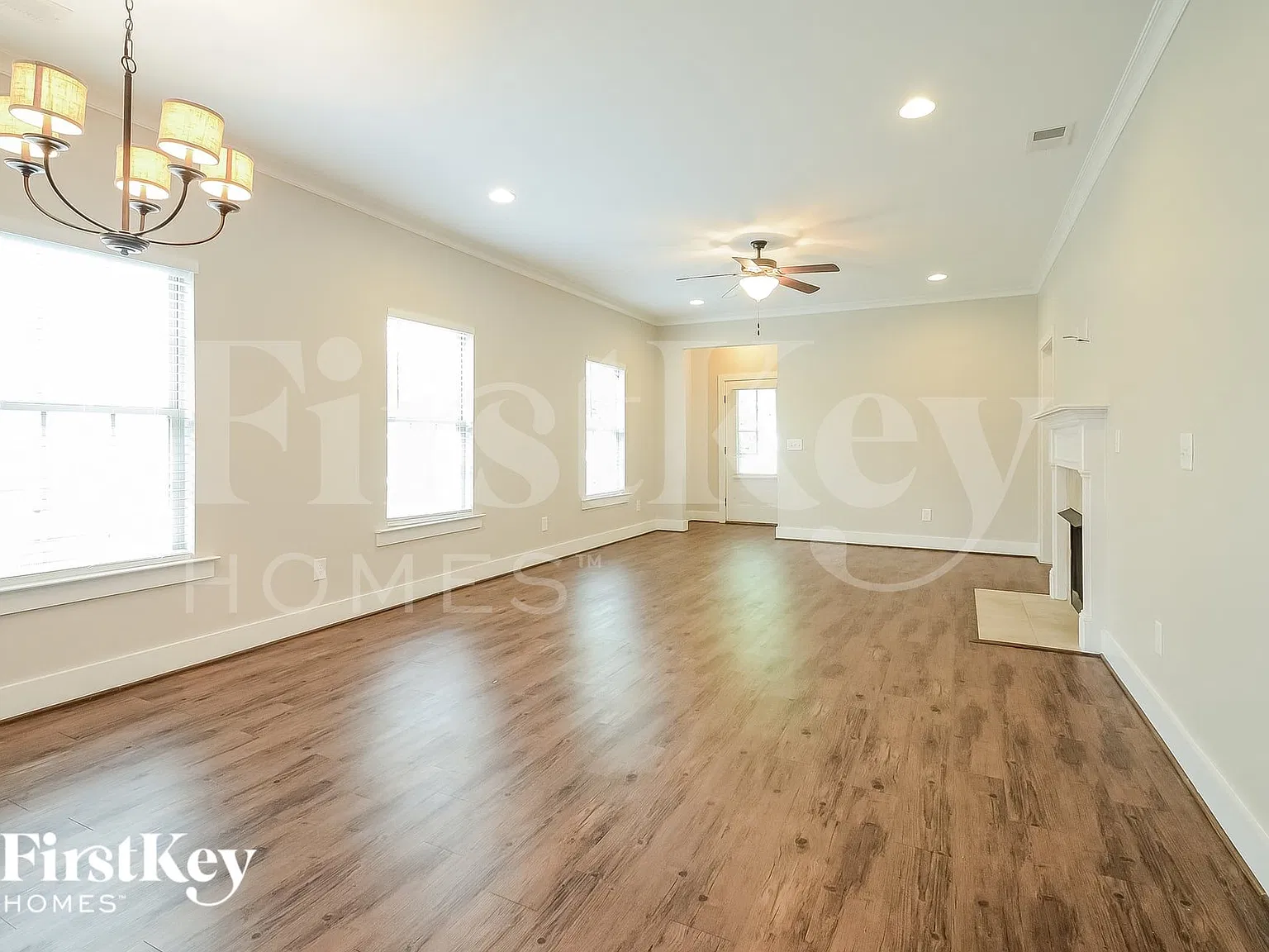 4 bed, 3.0 bath, 1770 sqft, $2,705 — Photo 4