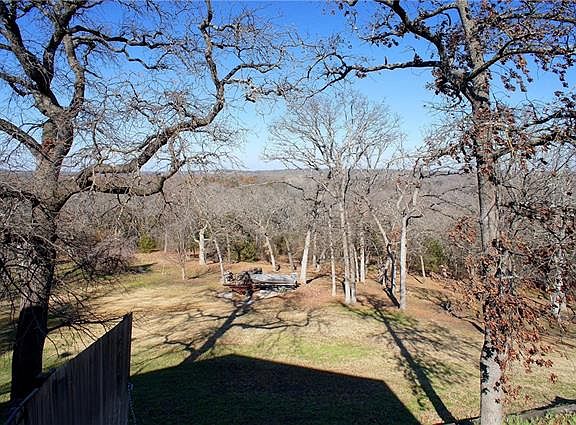4th image of 3360 Hillside Dr