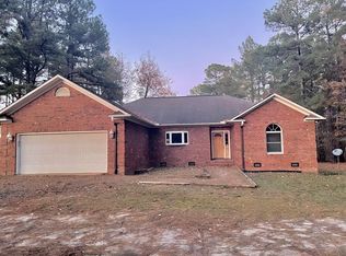 649 Niagara Carthage Rd, Southern Pines, NC 28327