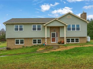 457 Dinnerbell Rd, Butler, PA 16002