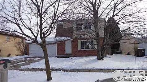 9217 Abbey Ln photo 1