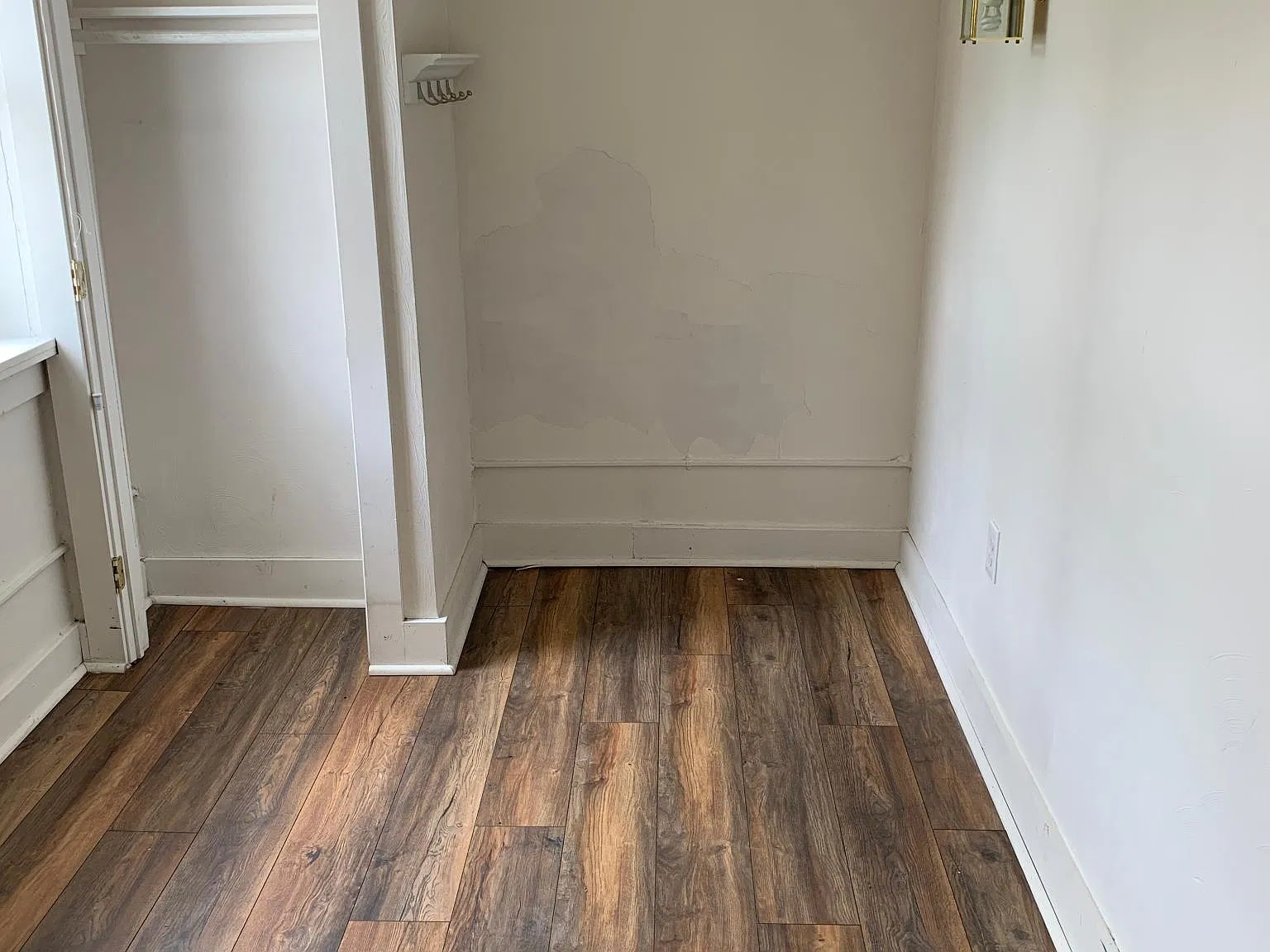 372 S Bouquet St — Photo 4