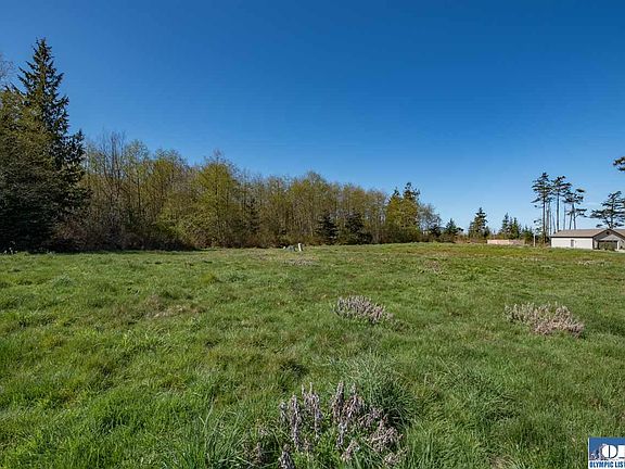 4th image of 1115 Walker St Lot 19