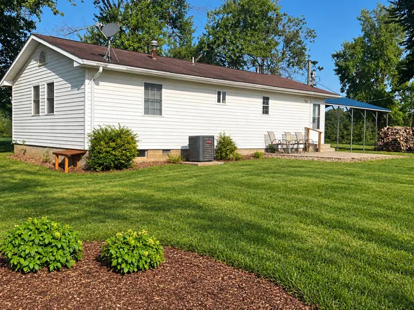 23934 Fitch Rd, Thompsonville, IL 62890
