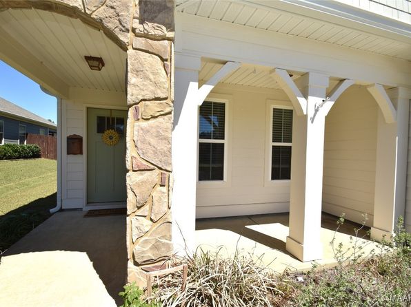 111 Ridgecrest Loop, Dothan, AL 36301
