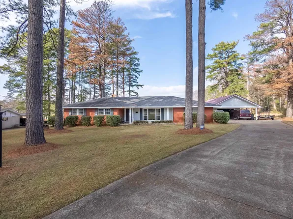 1906 Evangeline Dr, Bastrop, LA 71220