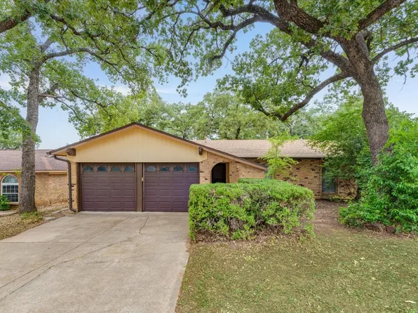 7625 Bermejo Rd, Fort Worth, TX 76112