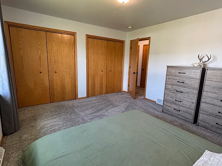 435 W Green Bay St — Photo 13